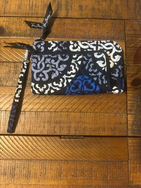 Vera Bradley Wristlet Wallet in Canterberry Cobalt